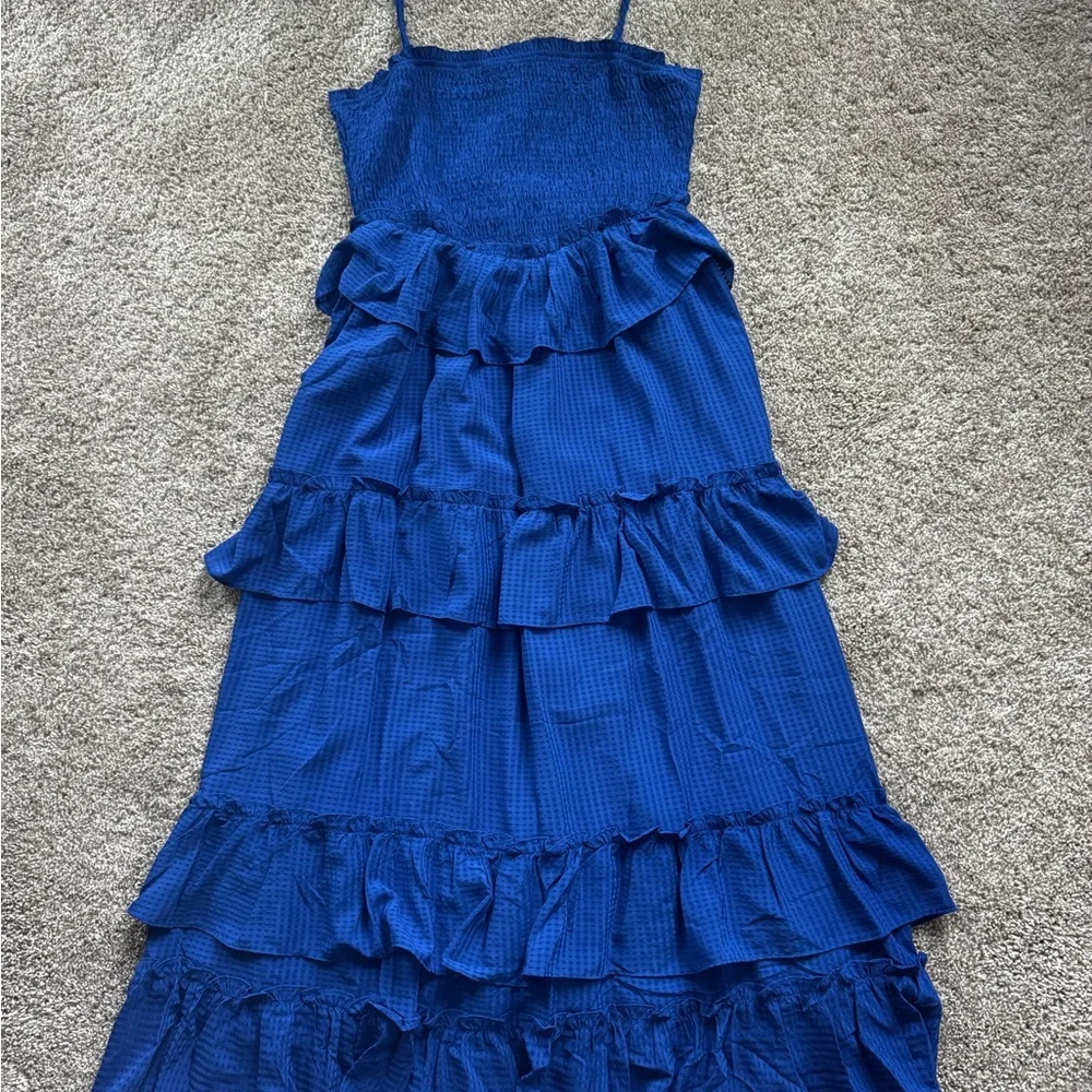 Women’s Blue Smocked Tiered Maxi Dress Spaghetti Strap Spring Size Medium NWT - Picture 3 of 11